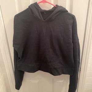 Lululemon cropped hoodie Navy size 6 light wear